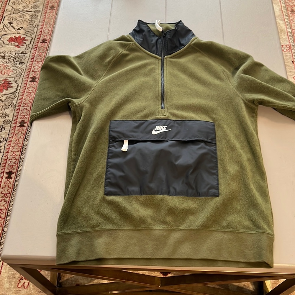 Nike Half Zip